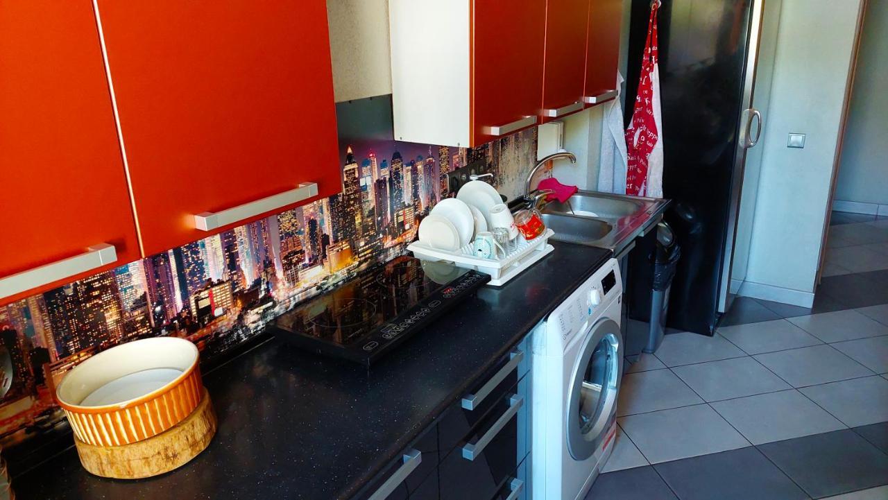 欢乐酒店 里加 外观 照片